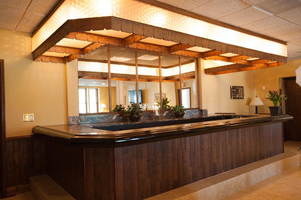 Beacon Hotel ออสวีโก ภายนอก รูปภาพ