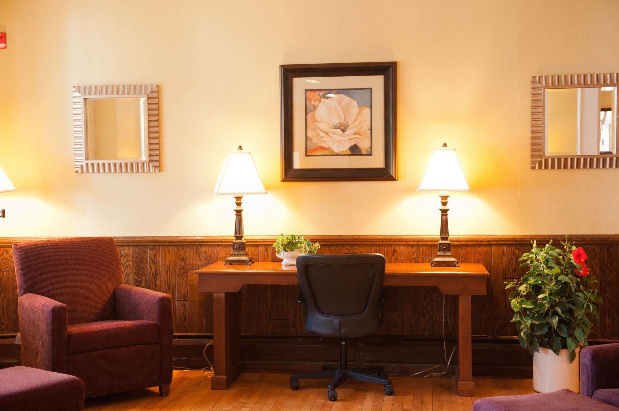 Beacon Hotel ออสวีโก ภายนอก รูปภาพ